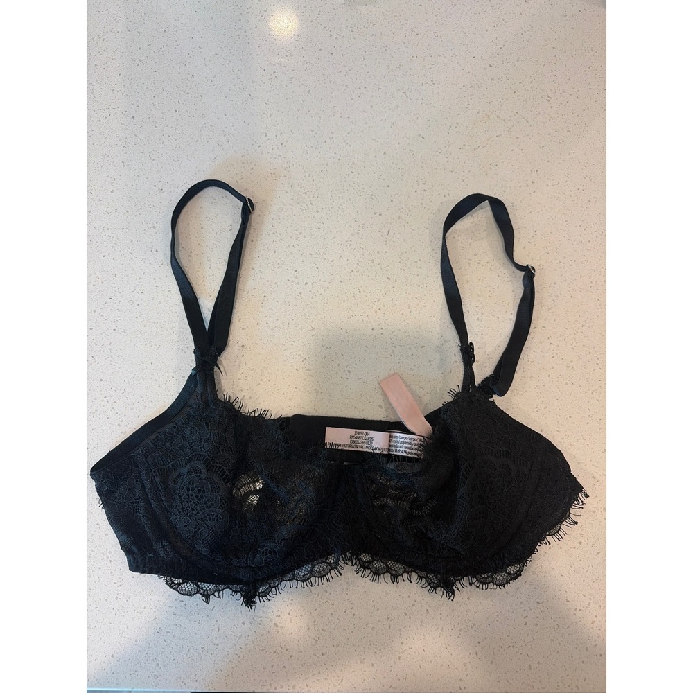 Victorias Secret Dream Angels Unlined Push Up Bra Black Lace 32B 124657-QB4
